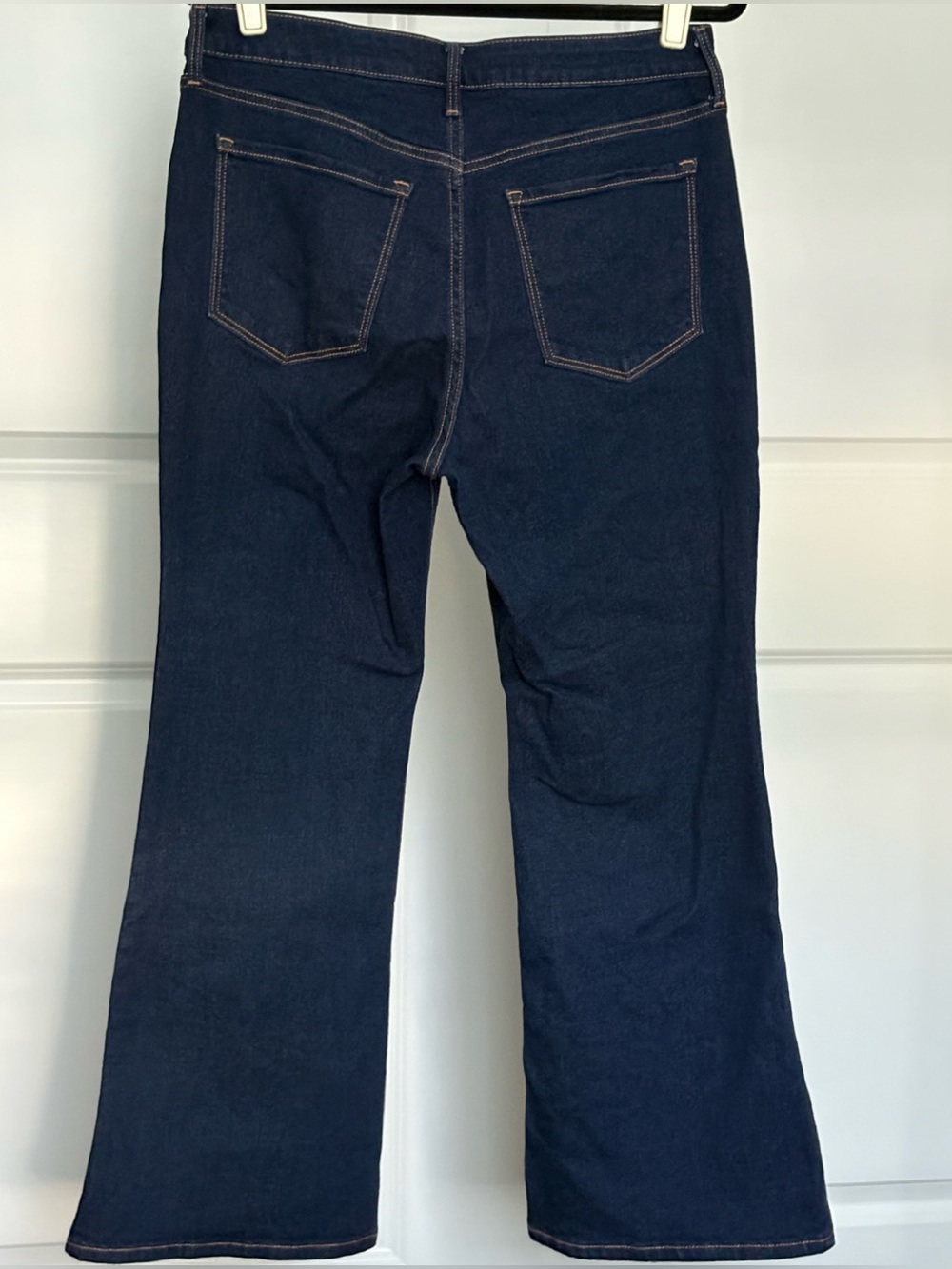 Old Navy High-Waisted Wow Flare Jeans Dark Wash 12 Short - Picture 2 of 7